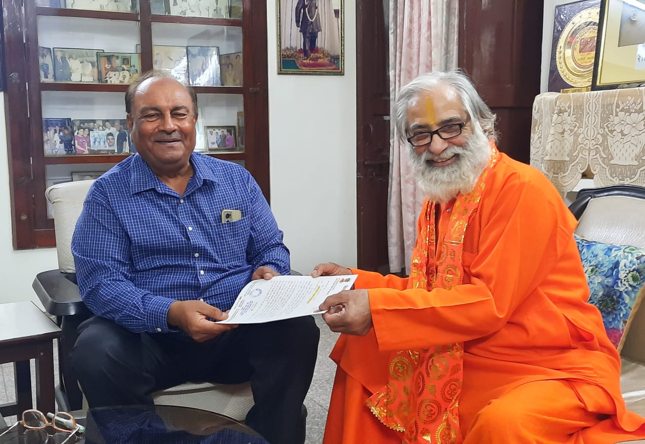         With Shree Kiranjeet Singh Sandhu(The nephew of Shaheed-E Azam Bhagat Singh)